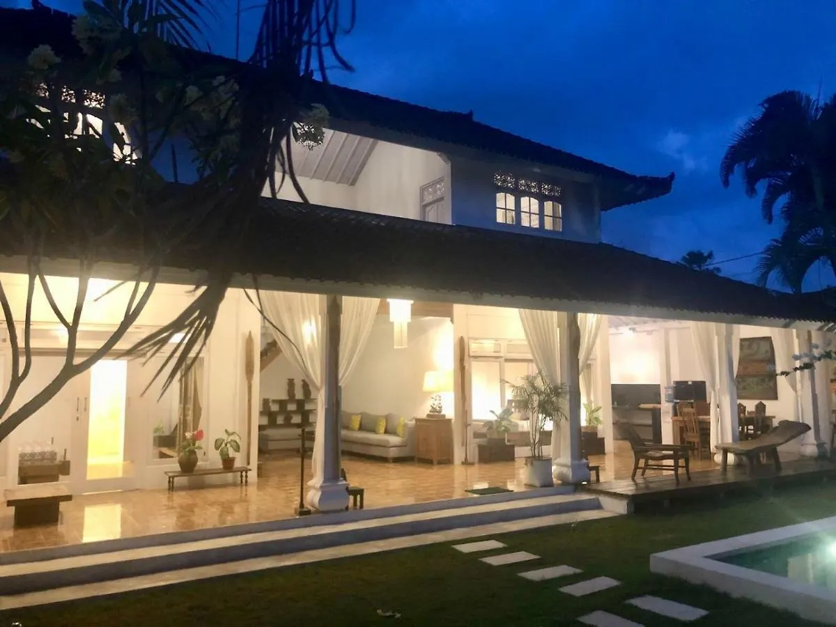 Villa Jalun Seminyak   Seminyak (Bali)